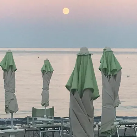 Splendid Mare 4* Laigueglia