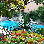 Splendid Mare Laigueglia