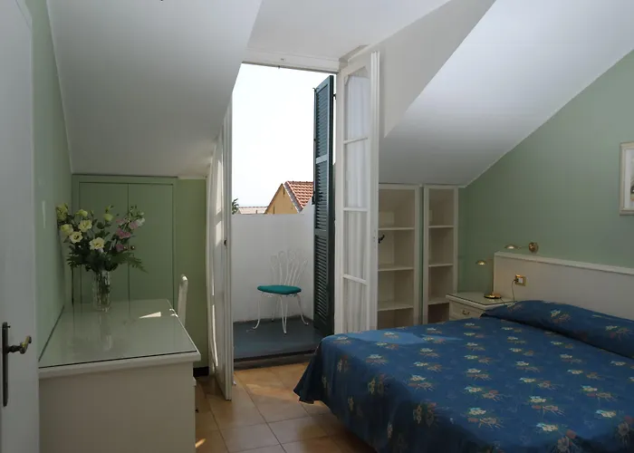 Splendid Mare Laigueglia